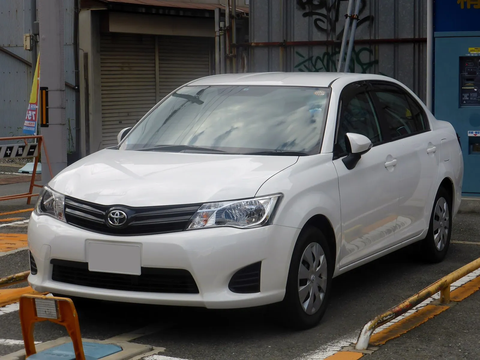Toyota Axio Hybrid EX 2022