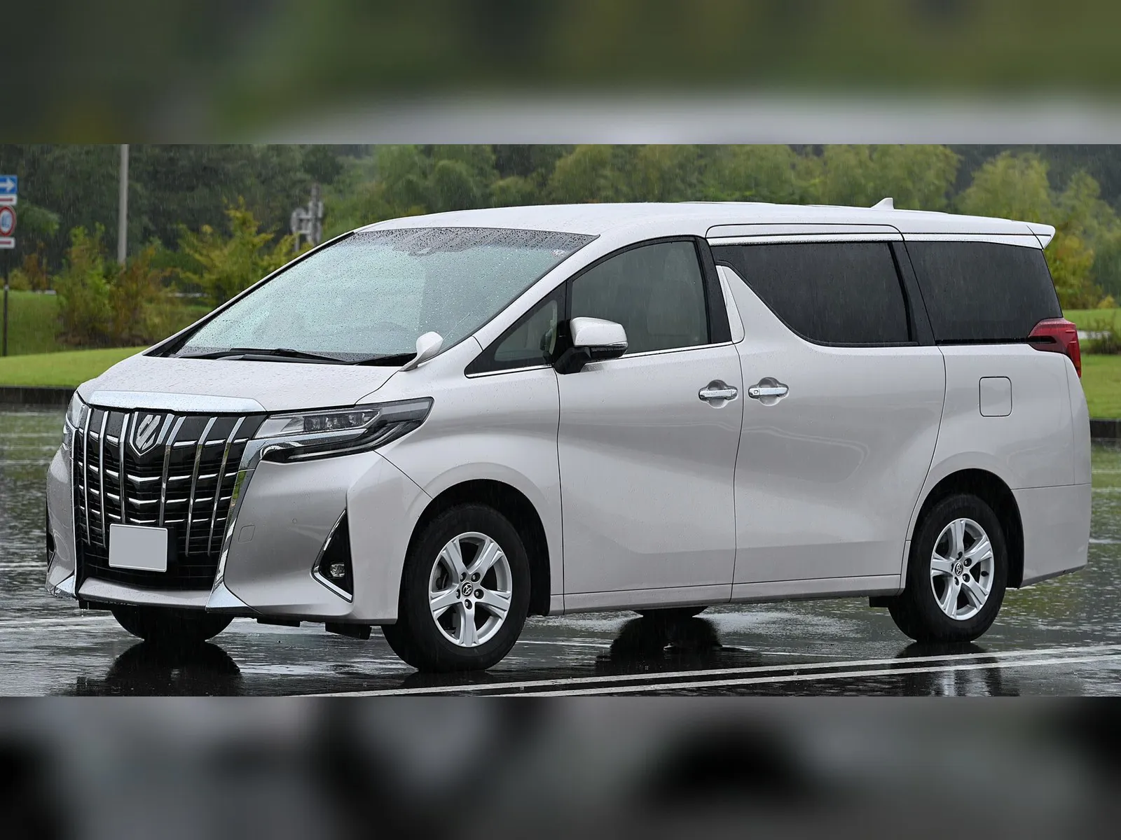 Toyota Alphard X 2021